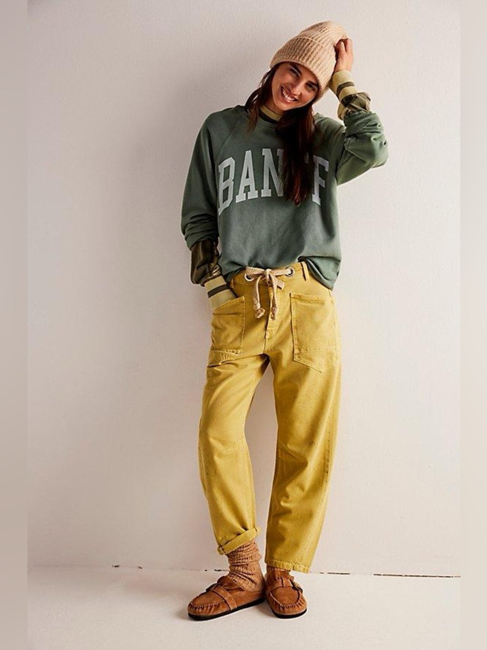 Free People Moxie Low Slung Pull On Barrel Yellow Size 28